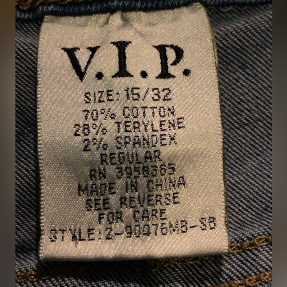VIP JEANS - Picture 2 of 3